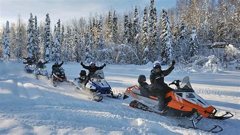 Master the Craft of Snow Machine Riding: Pro Tips and Techniques