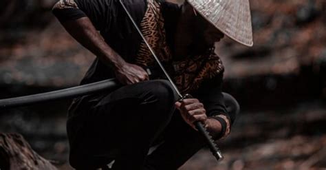 Mastering the Art of Japanese Swordsmanship: Techniques and Insights