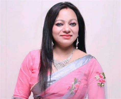 Meena Rana's Physical Appearance and Style