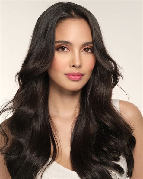 Megan Young Biography