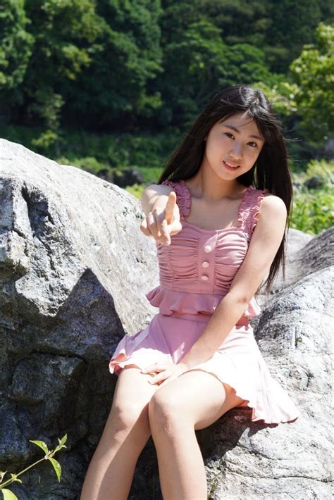 Mio Kayama: A Rising Star in the Entertainment Industry