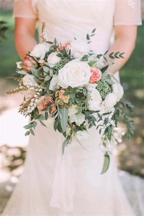 Modern and Unique Bouquet Ideas