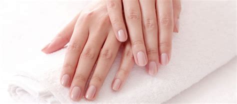 Nail Care and Mental Well-being: How Strong and Healthy Nails Can Influence Our Sleep Vision