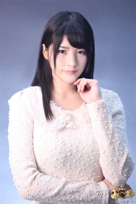 Net Worth and Earnings of Erina Kamiya