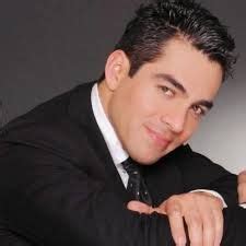 Omar Chaparro Net Worth