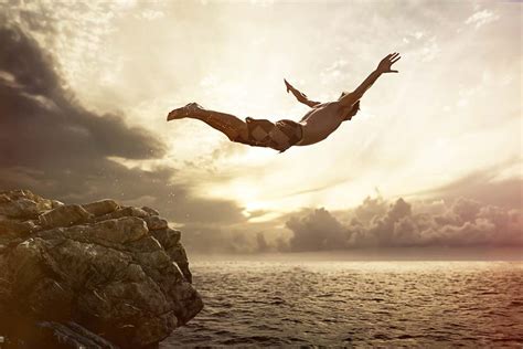 Overcoming Fear: How to Conquer Your Apprehension of Cliff Diving