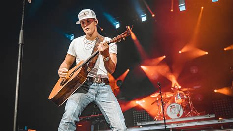 Parker McCollum: A Rising Country Star