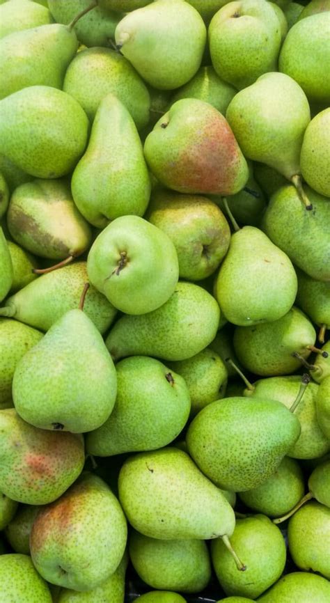 Pear - a Powerful Ally for Effective Weight Management