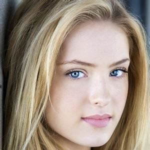 Personal Life: Saxon Sharbino Relationships