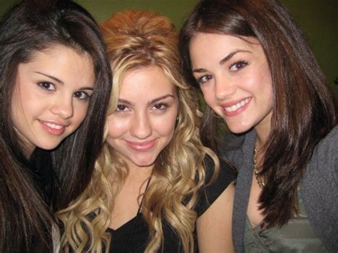 Personal life and relationships of Lucy G Selena