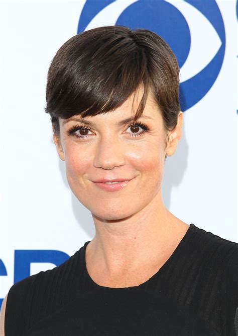 Physical Characteristics of Zoe McLellan