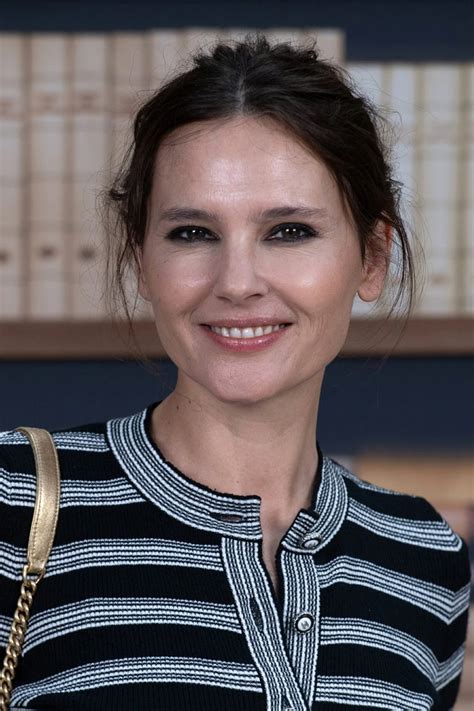 Physical Description: The Statuesque Beauty of Virginie Ledoyen