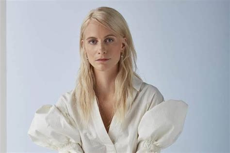 Poppy Delevingne: Age, Figure, Success Story