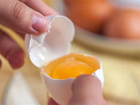 Practical Tips for Interpreting and Using Dream Insights from Egg Yolk