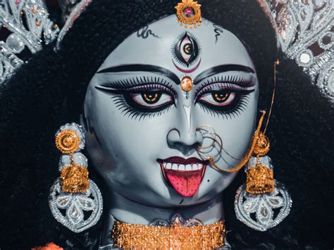 Practices for Connecting with the Divine Power of Goddess Kali in your Dream State