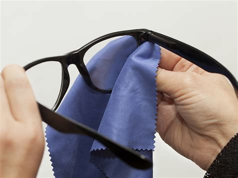 Proper Techniques for Cleaning Eyewear