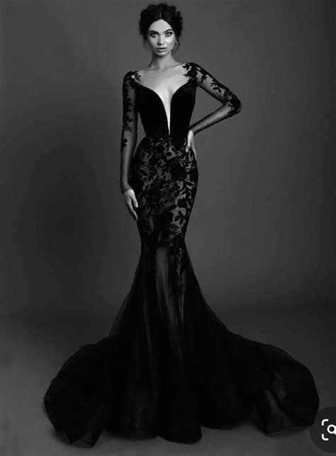 Psychological Perspectives on Dreams of Dark Bridal Gowns