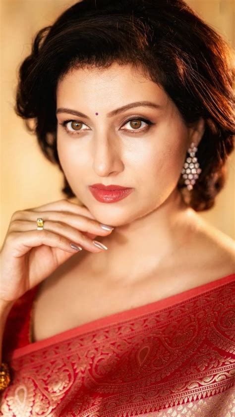 Public Image and Persona of Hamsa Nandini