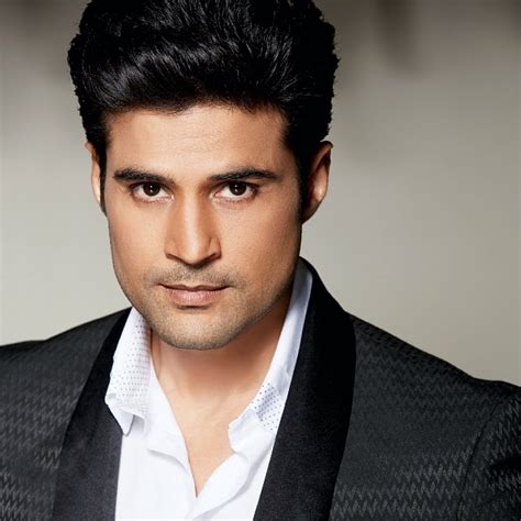 Rajeev Khandelwal Biography