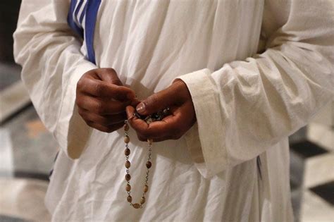 Reviving the Tradition: Contemporary Approaches to Praying the Rosary