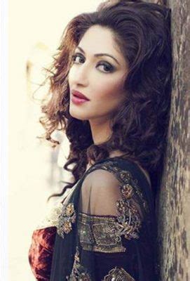 Reyhna Malhotra: Physical Appearance and Body Measurements