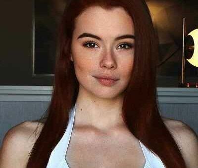 Sabrina Lynn: A Brief Biography