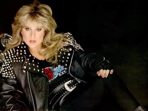 Samantha Fox: Age, Height, and Personal Life