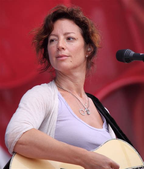 Sarah Mclachlan Bio