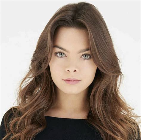 Scarlett Byrne's Personal Life Revealed