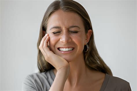 Seeking Professional Assistance to Address Teeth Grinding and Tooth Fracture Nightmares