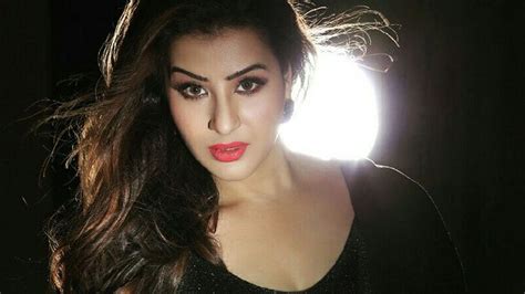 Shilpa Shinde's Controversies and Scandals