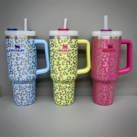 Showcasing Your Distinctive Assortment: Inventive Methods to Exhibit Beverage Tumblers