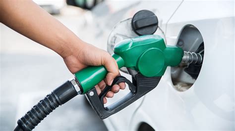 Significance of Filling Up Your Vehicle with Fuel: An Indicator of Progress or Stagnancy?