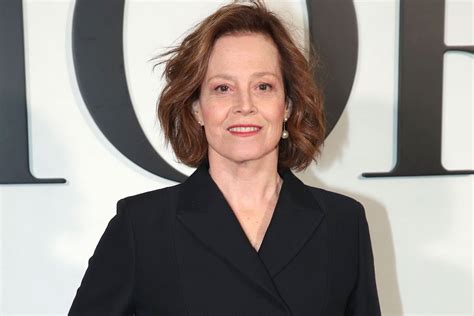 Sigourney Beaver Net Worth