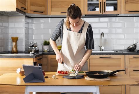 Simplify Your Cooking Routine with Blue Apron