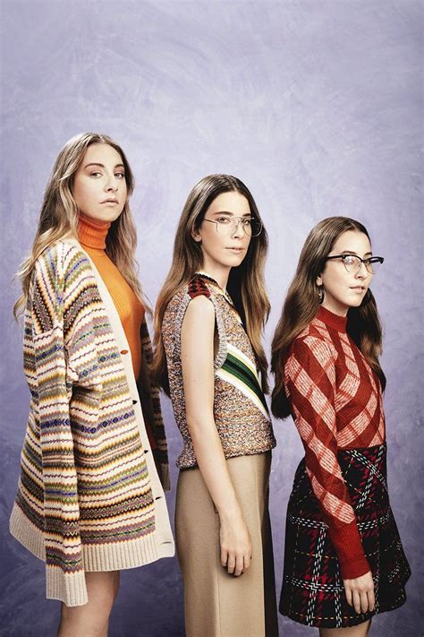 Sisley Haim's Body Measurements