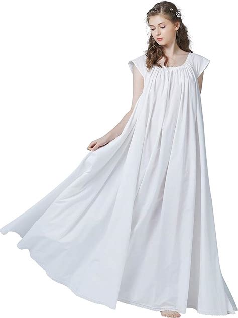 Sleeping in Style: Tips for Choosing the Right Color for Your Nightgown