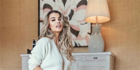 Social Media Presence of Emily Sears