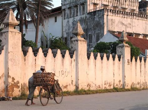 Spice and Soul: Immersing Yourself in Zanzibar's Vibrant Marketplaces