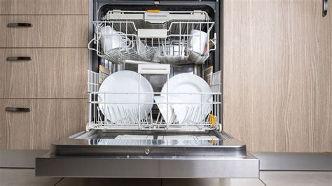 Stack vs. Space: Finding the Perfect Balance for Dishwasher Efficiency