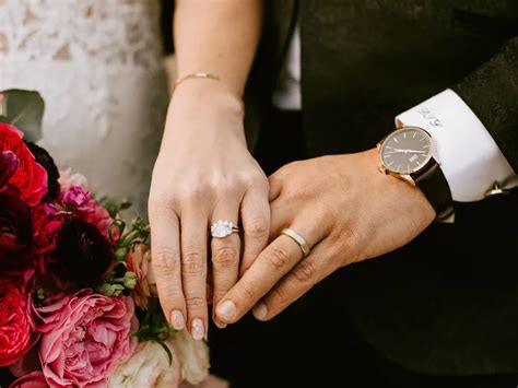 Symbolizing Unity: The Significance of Matching Wedding Bands