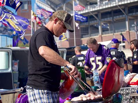 Tailgating 101: Essential Tips for an Unforgettable Pre-Game Experience