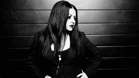 Tairrie B: A Rising Star in Music Industry