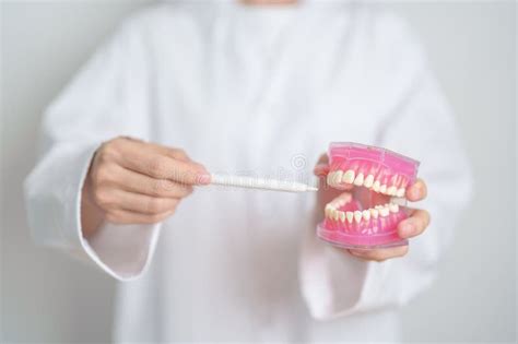 Teeth-Scraping Dreams and their Potential Connection to Dental Health