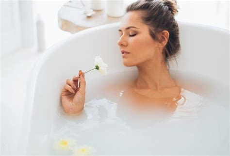 The Benefits Beyond Relaxation: How a Soothing Bath Can Improve Your Well-being