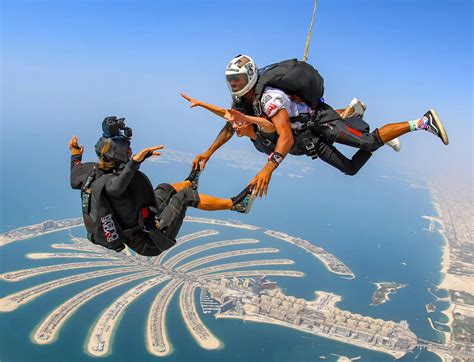 The Call of the Skies: Exploring the Allure of Skydiving