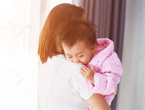 The Connection Between Dreams of Holding a Weeping Infant and Parental Instincts