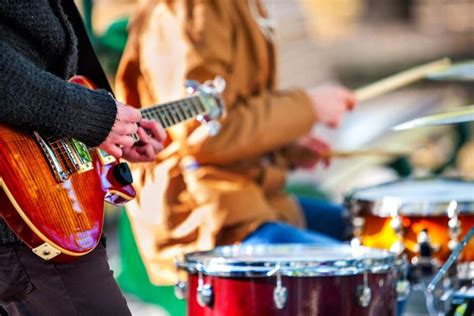 The Early Years of the Icelandic Music Icon