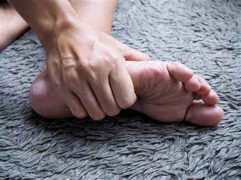 The Hidden Messages Behind Dreams of Experiencing Foot Pain