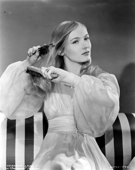 The Iconic Hairstyle of Veronica Lake